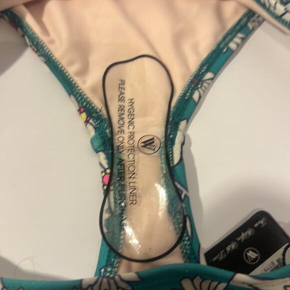 REDUCED WiLDFOX NWT 2 PIECE SWIMSUIT-STRAPLESS TOP & BIKINI BOTTOM  FLORAL XS - Picture 12 of 14